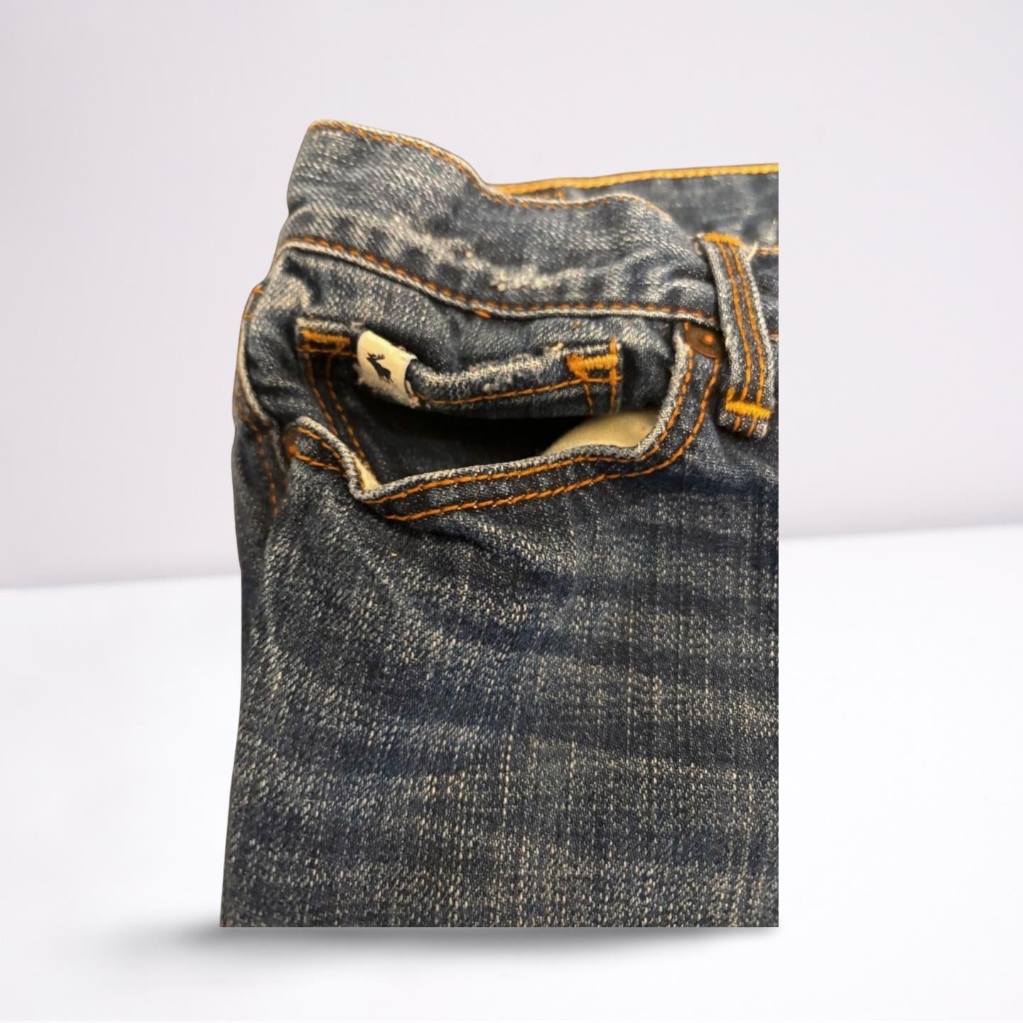Abercrombie & Fitch Womens Jeans Denim Medium Wash Slightly Distressed - Blue - 14 - Very Good