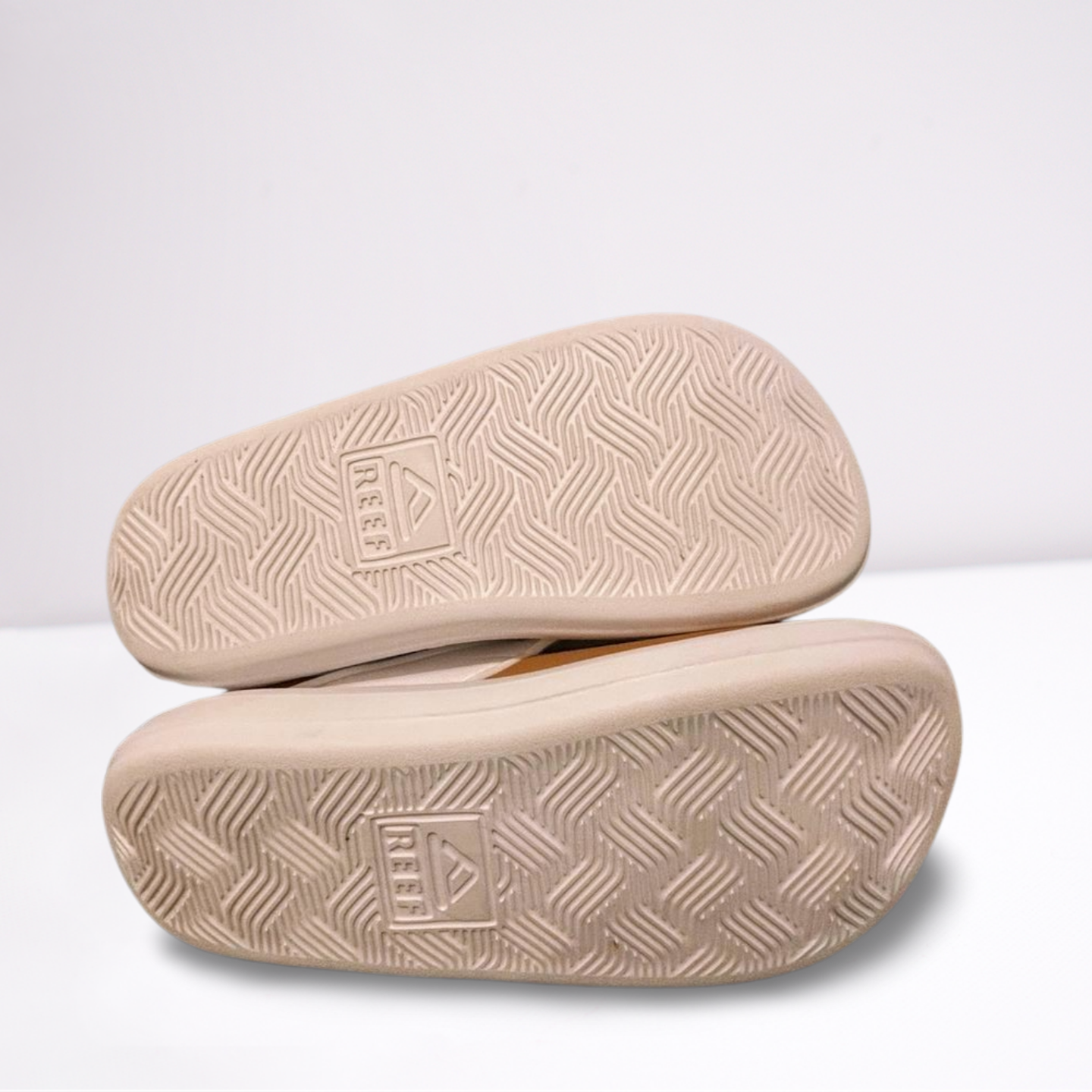 Reef Womens Flip-Flops Cloud Cushion - White - 9 - Very Good