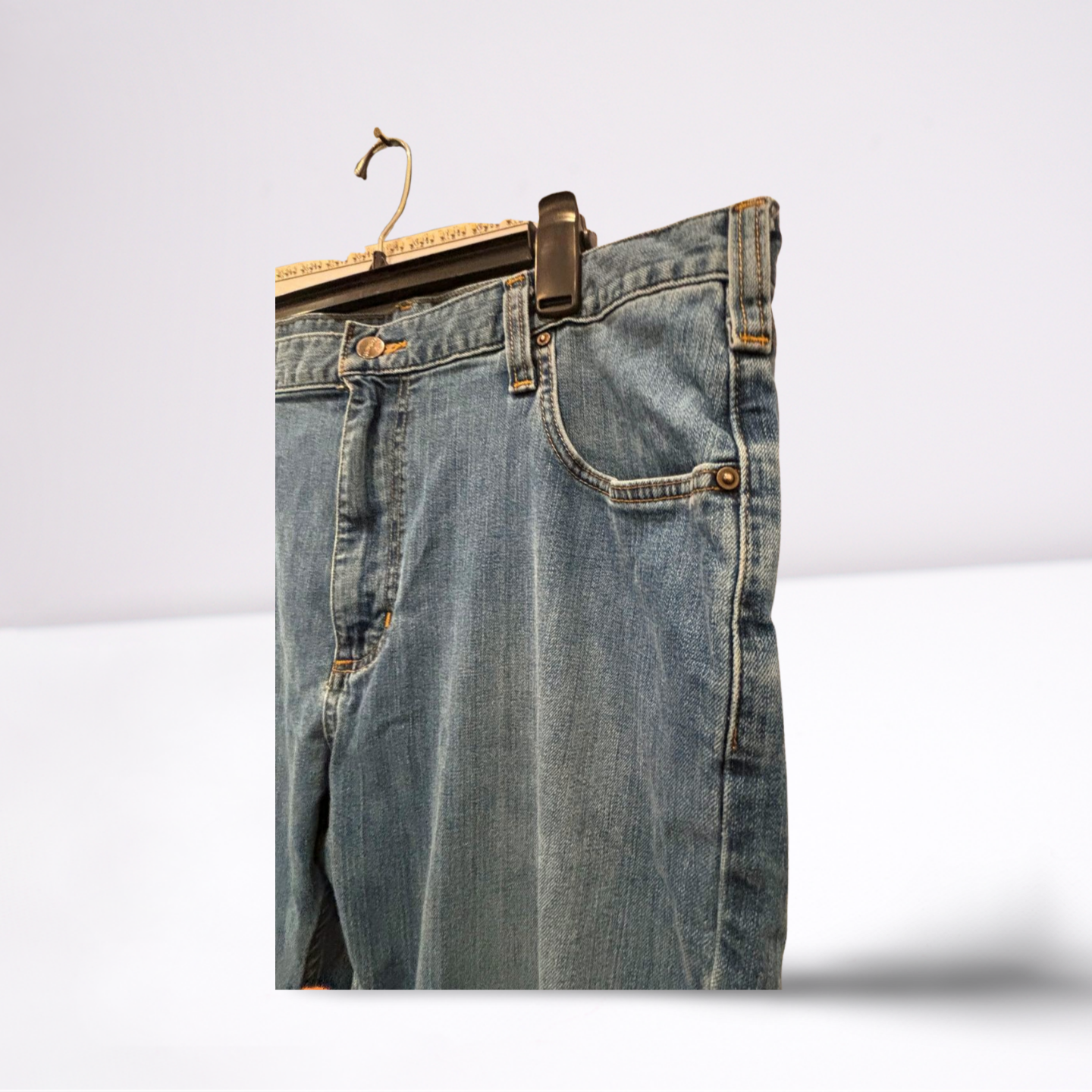 Carhartt Mens Jeans Medium Wash Relaxed Fit - Blue - 40x32 - Like New