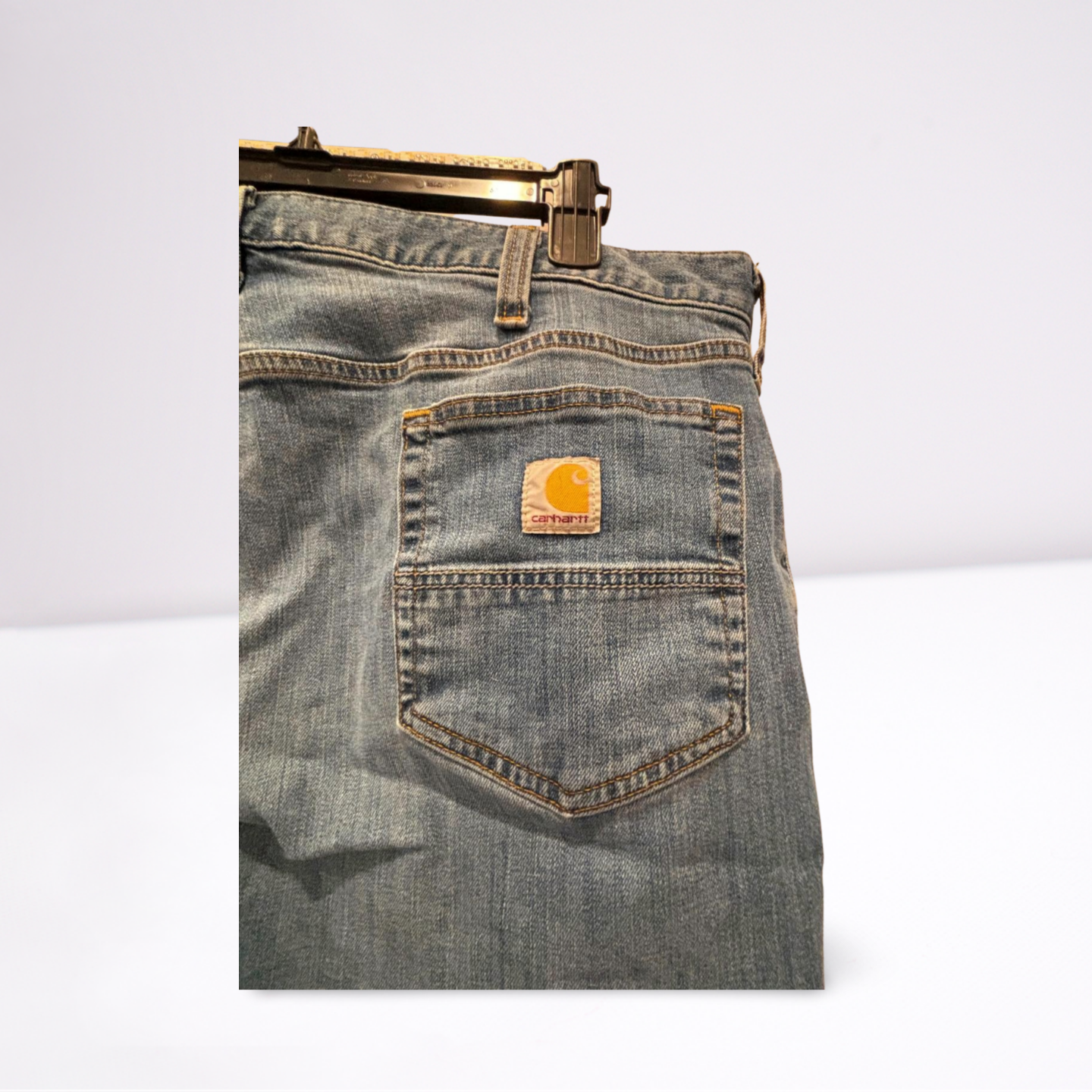 Carhartt Mens Jeans Medium Wash Relaxed Fit - Blue - 40x32 - Like New