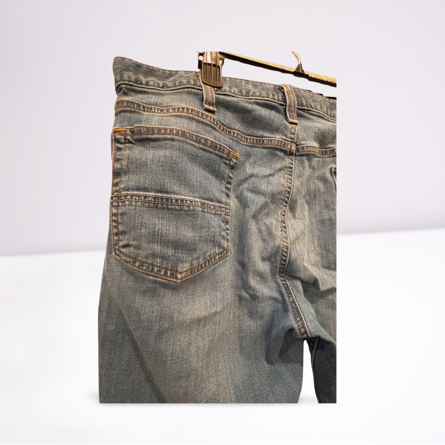Carhartt Mens Jeans Medium Wash Relaxed Fit - Blue - 40x32 - Like New