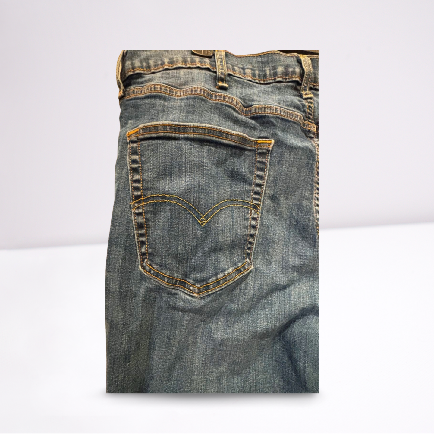 Levi Strauss Mens Jeans 541 Dark Wash - Blue - 40x34 - Very Good