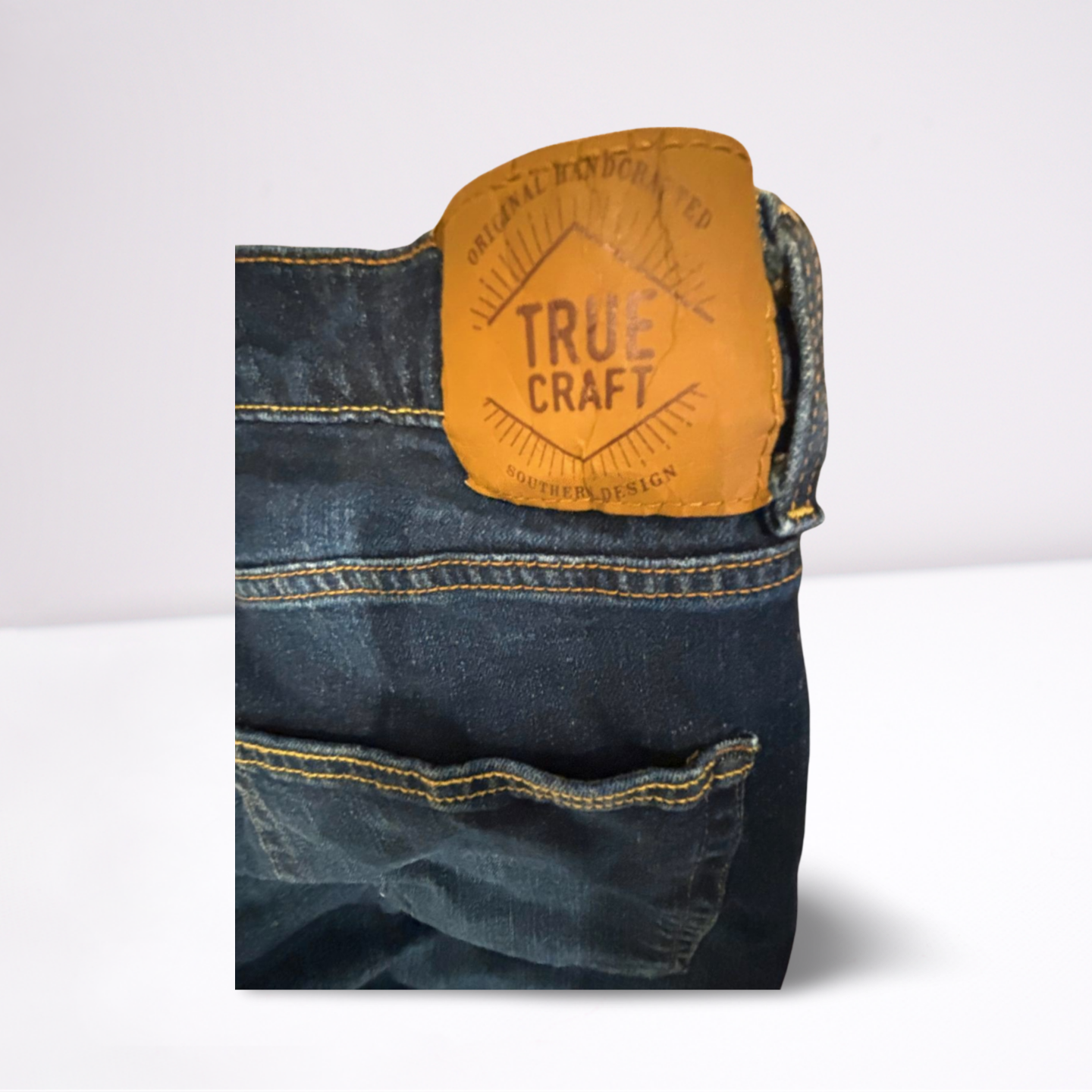 True Craft Jeans - Men - Blue - Size Large Dark Wash Slim - Very Good