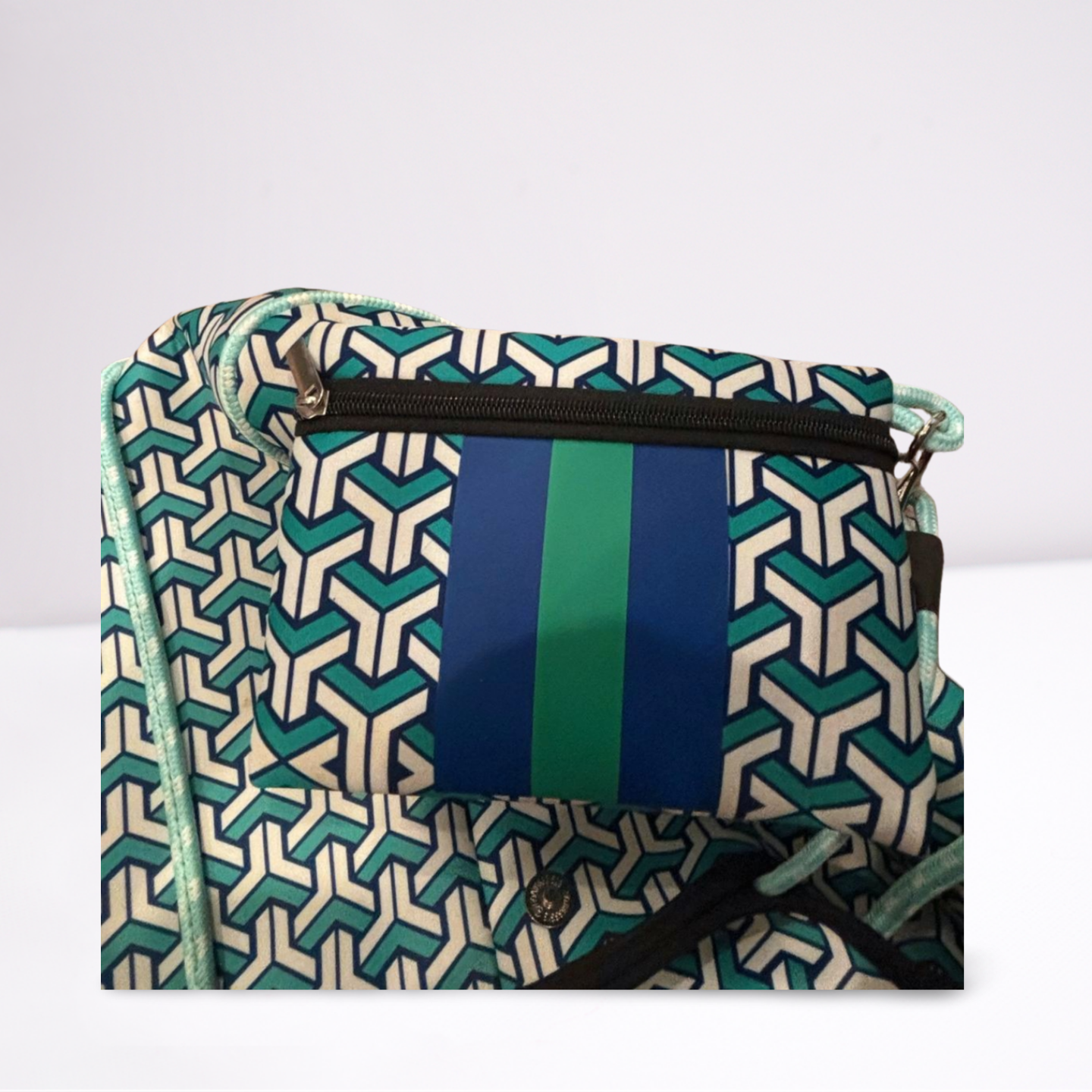 Parker & Hyde Womens Travel bag Attached Pouch Waterproof - GreenWhite - One Size - Like New
