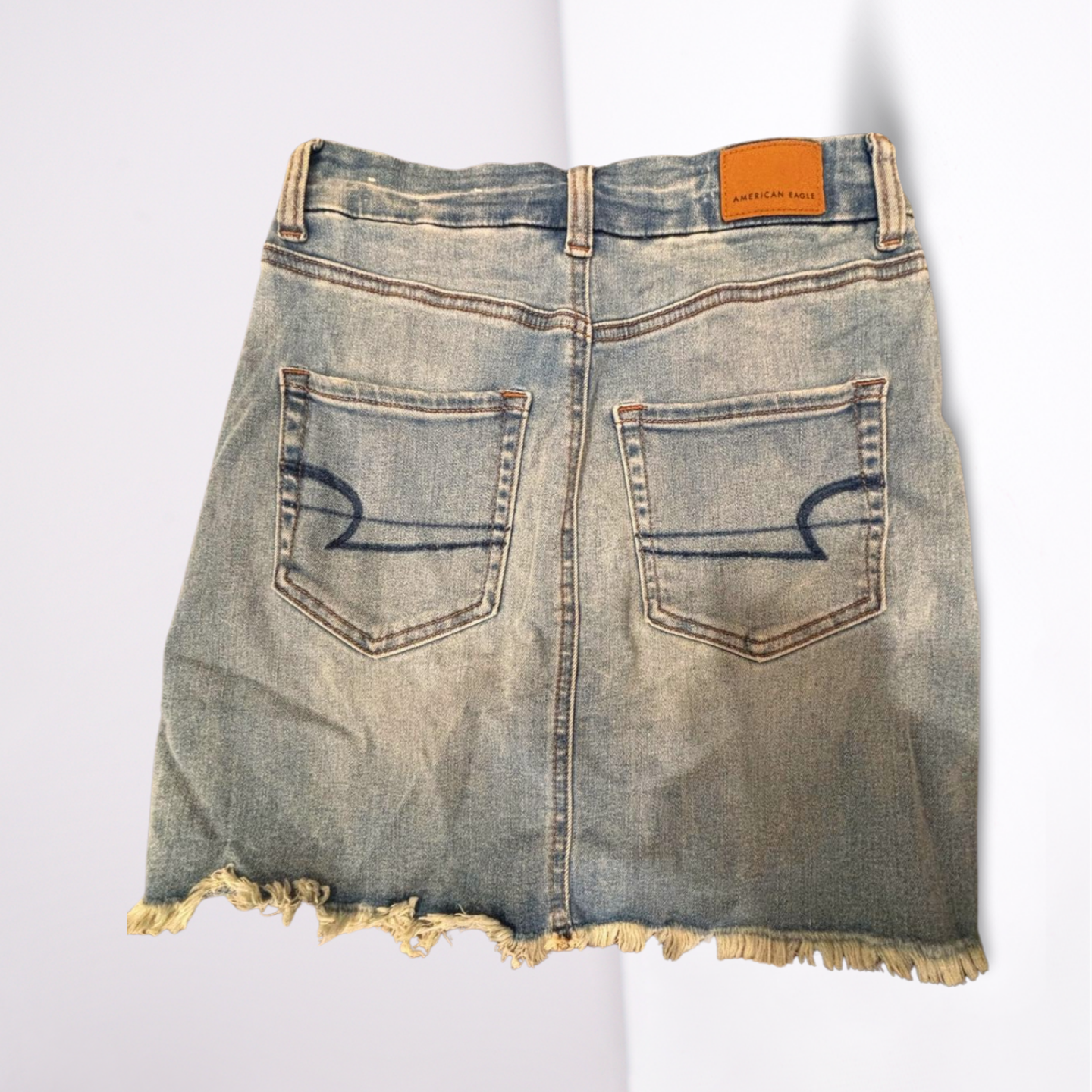 American Eagle Womens Denim Skirt Medium Wash Distressed Next Level Stetch - Blue - 8 - Very Good