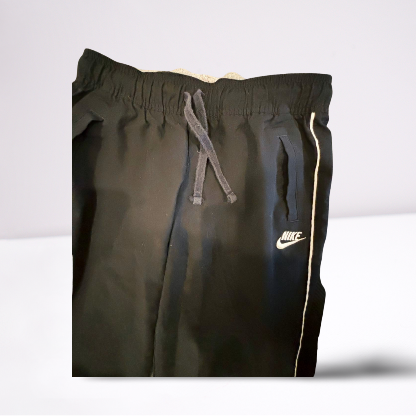 Youth Girls Nike Athletic Capri Pants Workout Stitched Logo Ties - Youth Medium - Black - Very Good