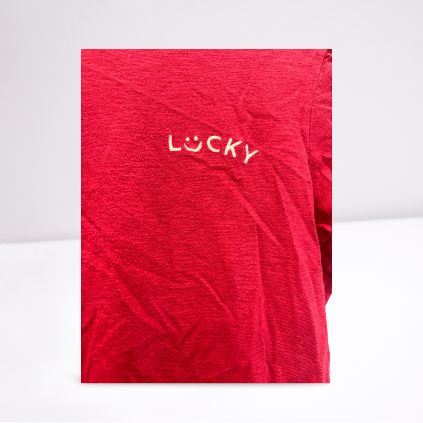 Lucky Brand Womens T-Shirt Smiley Face Stitched - Red - XS - Very good