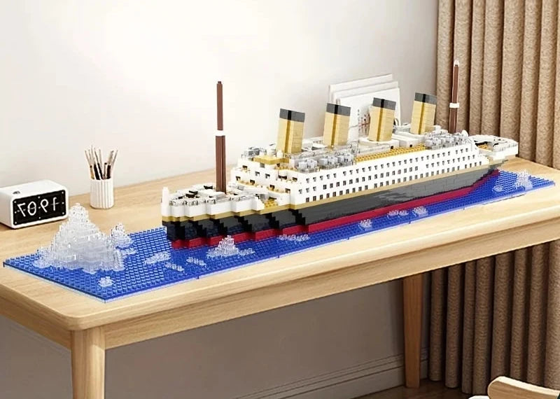 Titanic Ship Building Blocks Minibrick Set - 1878 Pcs DIY Iceberg & Shipwreck Model - LEGO Compatible - New