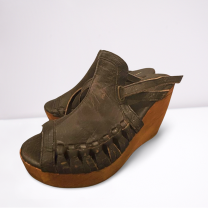 Very Volatile Los Angeles Womens Wedges Shoes - Brown - 9 - Very Good